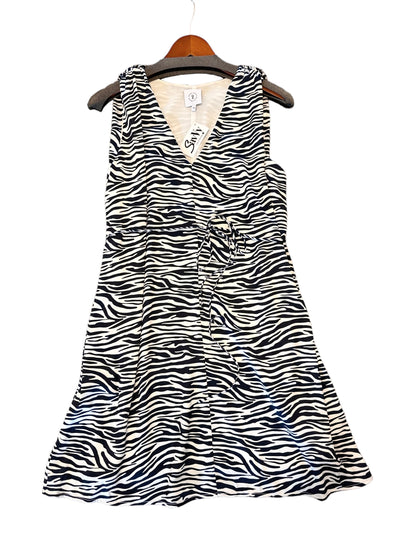 V Neck Zebra Print Shift Dress in navy by 209