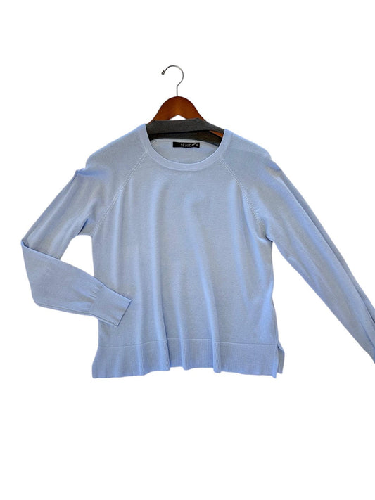 Lorraine Sweater in light blue by Deluc